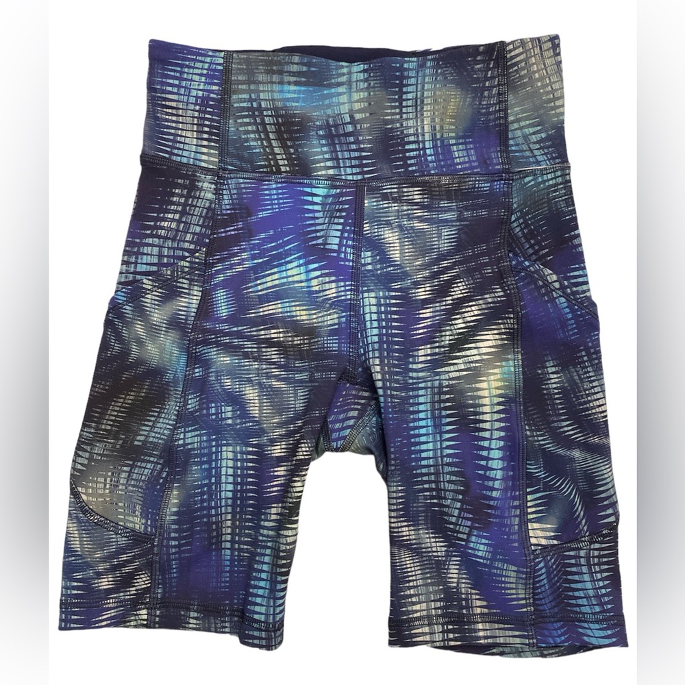 Lululemon Invigorate HR Short